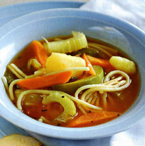 суп из овощей и пасты